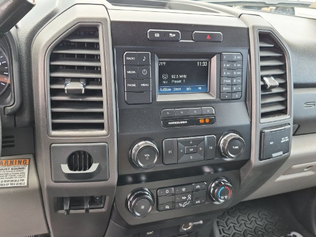 Used 2019 Ford F550 4x4 Regular Cab Super Duty image 15