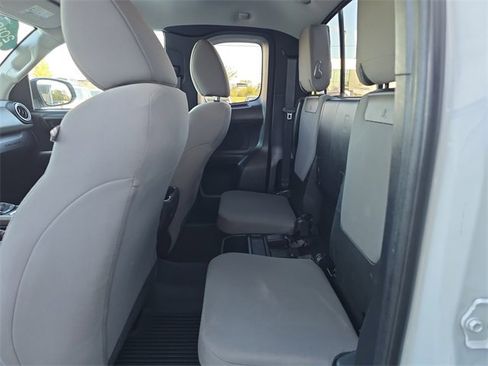 Used 2018 Toyota Tacoma SR5 image 16