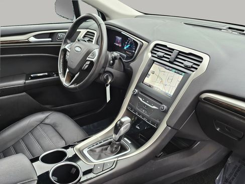 Used 2013 Ford Fusion Energi SE image 26