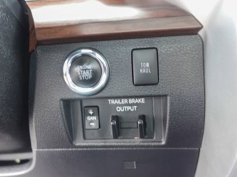 Certified 2021 Toyota Tundra Limited w/ Limited Premium Package image 26