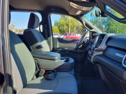 Used 2024 RAM 2500 Big Horn image 26