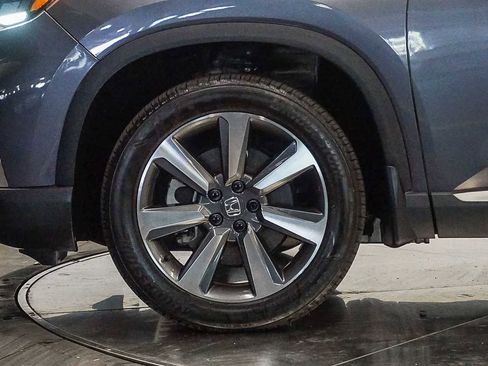 Used 2023 Honda Pilot Elite image 11
