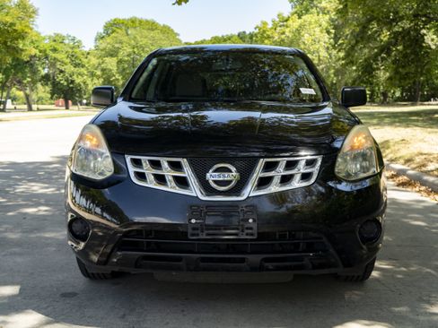 Used 2013 Nissan Rogue S FWD image 3