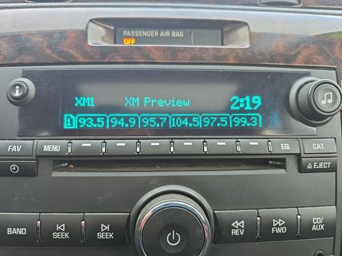 Used 2015 Chevrolet Impala LT w/ LT Sunroof Package image 27