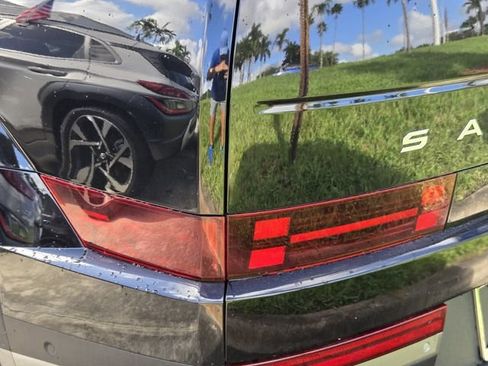 Used 2024 Hyundai Santa Fe Limited image 8