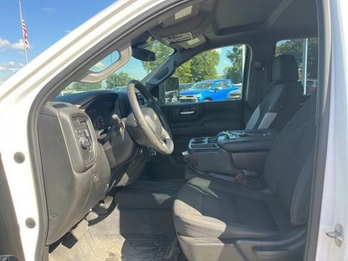Used 2024 Chevrolet Silverado 2500 Custom image 14