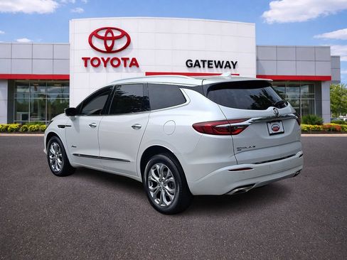 Used 2021 Buick Enclave Avenir w/ Avenir Technology Package AWD/4WD image 7