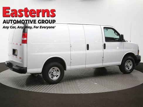 Used 2021 Chevrolet Express 2500 RWD image 39