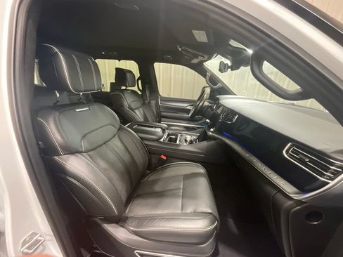 Used 2024 Jeep Grand Wagoneer Series II w/ Quick Order Packagew 28T AWD/4WD image 14