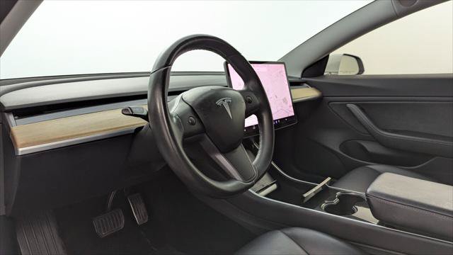 Used 2018 Tesla Model 3 Long Range RWD image 24