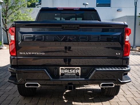 Used 2024 Chevrolet Silverado 1500 LT Trail Boss w/ Convenience Package II image 7
