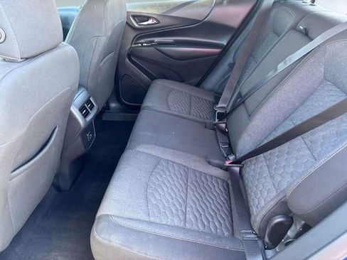 Used 2019 Chevrolet Equinox LT w/ Driver Convenience Package image 24