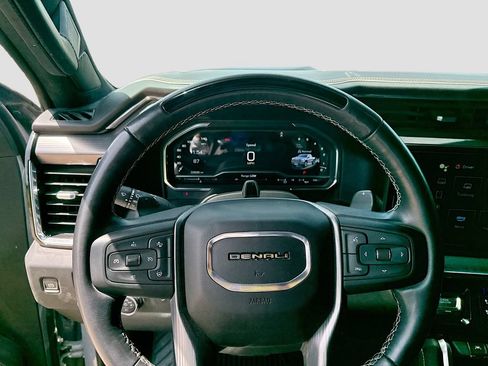 Used 2025 GMC Sierra 1500 Denali Ultimate AWD/4WD image 15