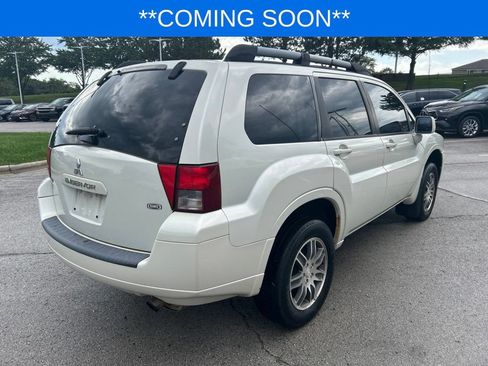 Used 2008 Mitsubishi Endeavor SE FWD image 7