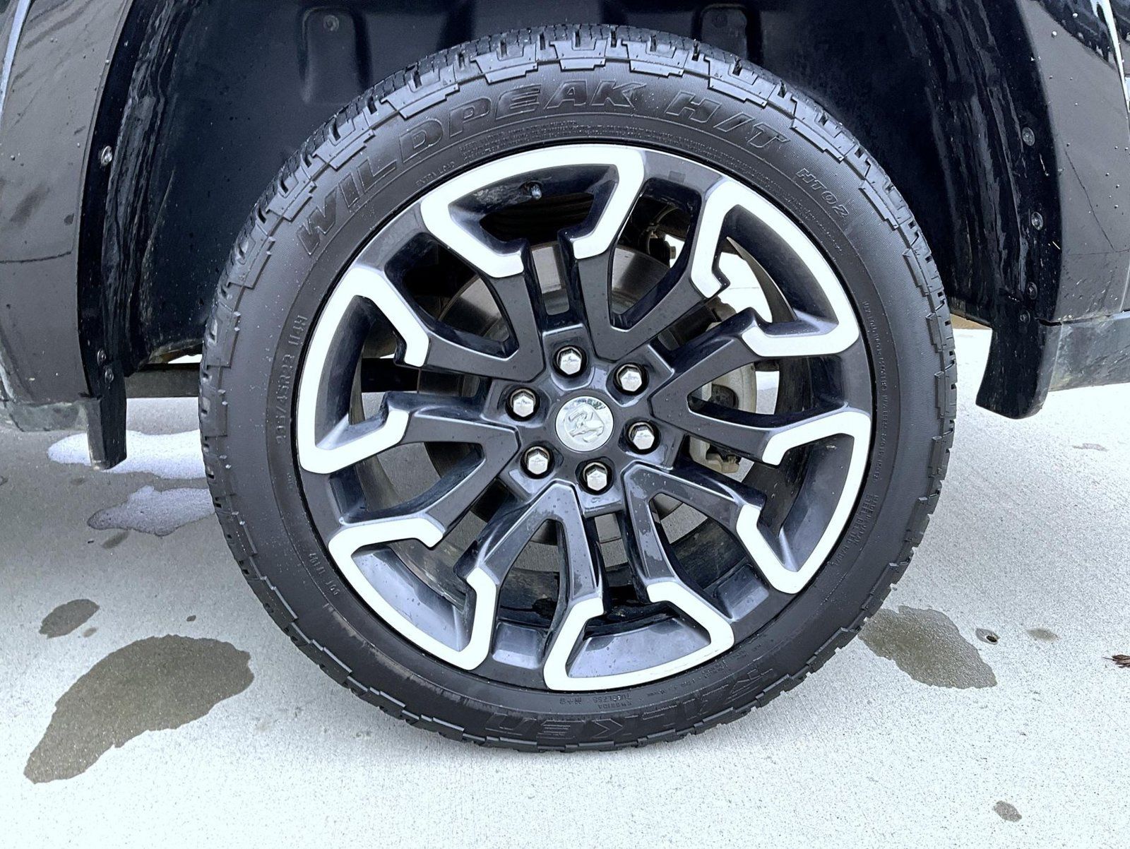 Used 2025 RAM 1500 Limited AWD/4WD image 27