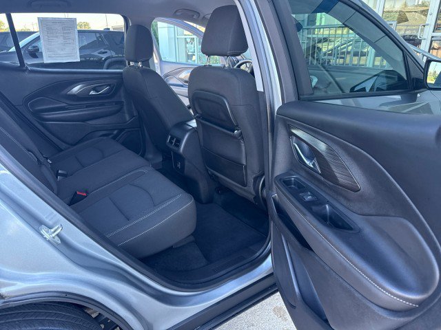 Used 2023 GMC Terrain SLE w/ Driver Convenience Package FWD image 26