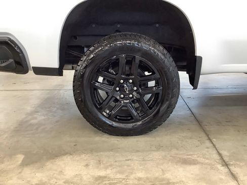 Used 2022 Chevrolet Silverado 1500 LT Trail Boss w/ Protection Package AWD/4WD image 14