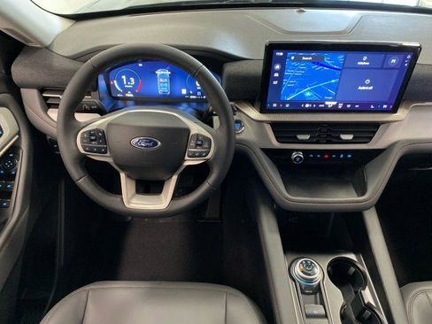 New 2026 Ford Explorer Active w/ Active Comfort Package image 37