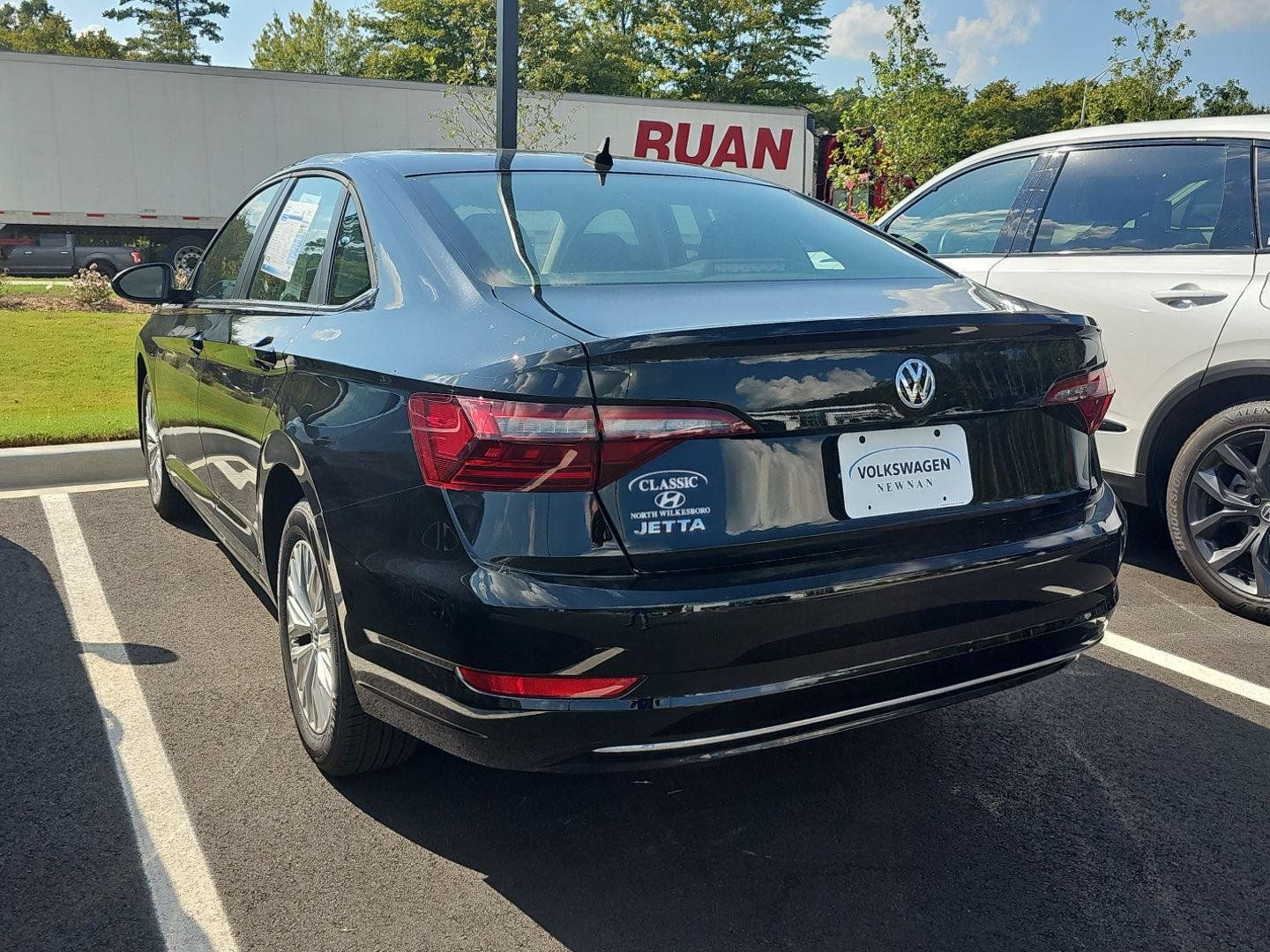 Used 2020 Volkswagen Jetta S w/ Driver Assistance Package FWD image 5