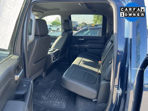 Used 2022 Chevrolet Silverado 2500 LTZ w/ LTZ Convenience Package AWD/4WD image 11