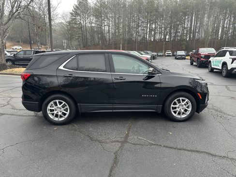 Used 2022 Chevrolet Equinox LT image 4