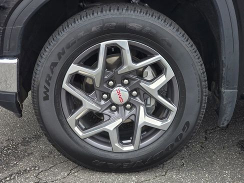 Certified 2023 GMC Sierra 1500 SLT w/ SLT Convenience Package image 24