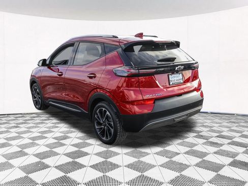 Used 2023 Chevrolet Bolt EUV Premier w/ Sun & Sound Package image 8