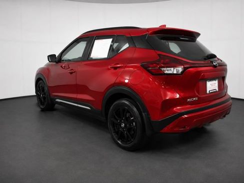 Used 2022 Nissan Kicks SR FWD image 6