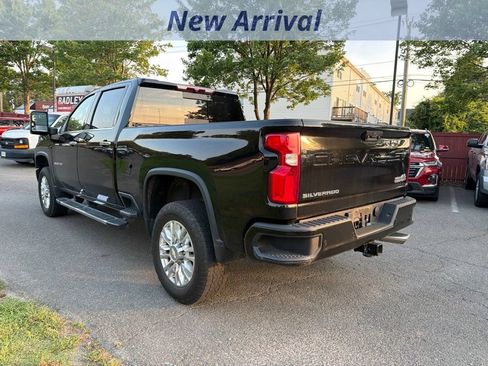 Used 2022 Chevrolet Silverado 3500 High Country AWD/4WD image 9