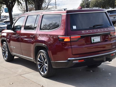 Used 2022 Jeep Wagoneer Series III w/ Premium Group I image 10