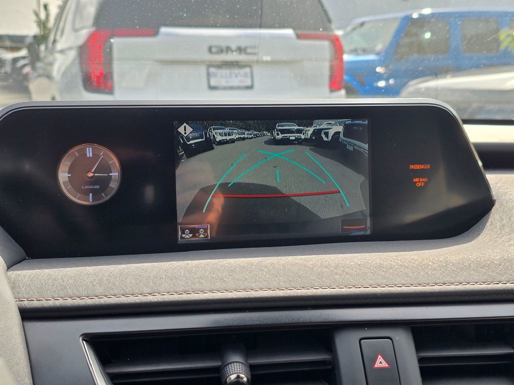 Used 2020 Lexus UX 250h w/ Premium Package AWD/4WD image 23