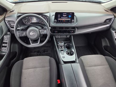 Used 2023 Nissan Rogue SV FWD image 7