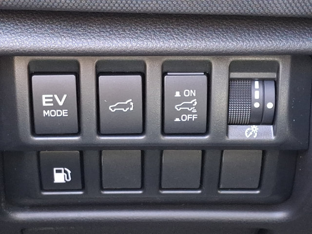 New 2026 Subaru Forester Touring AWD/4WD image 16