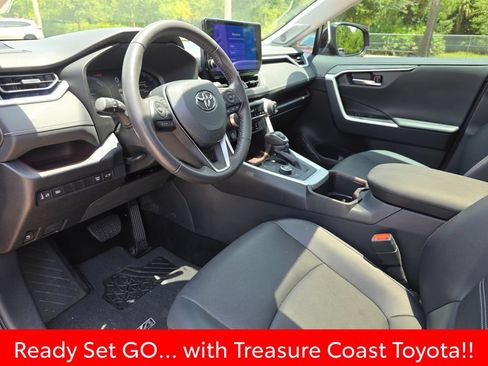 Used 2024 Toyota RAV4 Limited AWD/4WD image 27