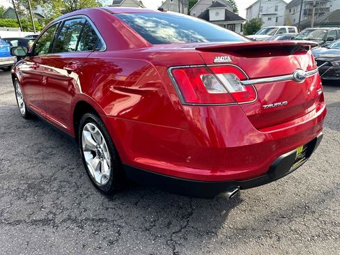 Used 2010 Ford Taurus SHO image 6