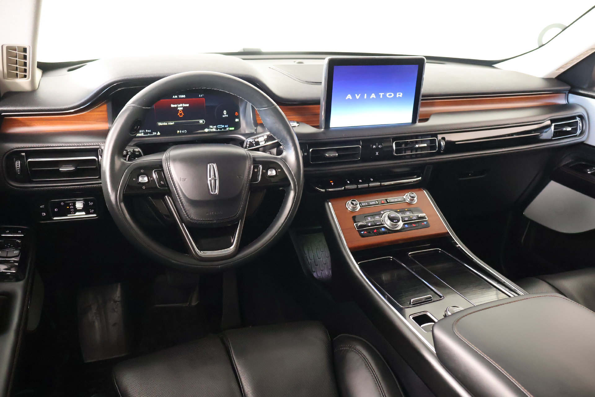 Used 2023 Lincoln Aviator Grand Touring w/ Equipment Group 301A AWD/4WD image 2