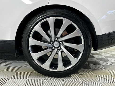 Certified 2023 Land Rover Range Rover Long Wheelbase SE AWD/4WD image 9