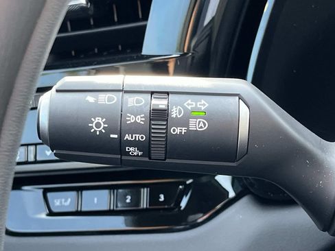 Used 2025 Lexus RX 350 Premium w/ Convenience Package FWD image 43