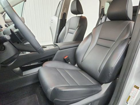 Used 2023 Nissan Rogue SV w/ SV Premium B Package FWD image 19