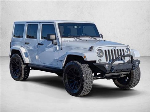 Used 2017 Jeep Wrangler Unlimited Sahara w/ Connectivity Group image 3
