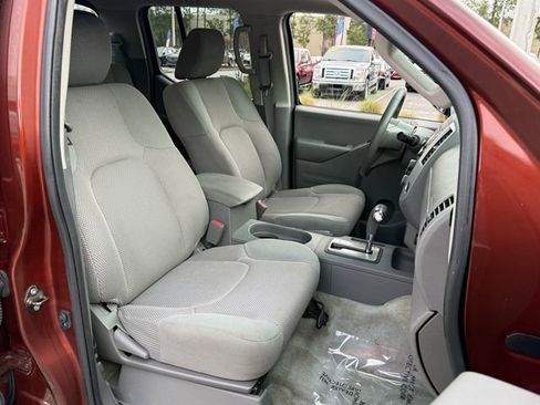 Used 2016 Nissan Frontier SV w/ SV Value Truck Package image 17