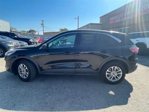 Used 2022 Ford Escape SE image 4