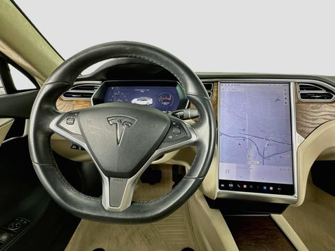 Used 2017 Tesla Model S 75 RWD image 14