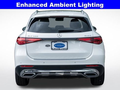 Used 2023 Mercedes-Benz GLC 300 4MATIC w/ Exclusive Trim Package image 7