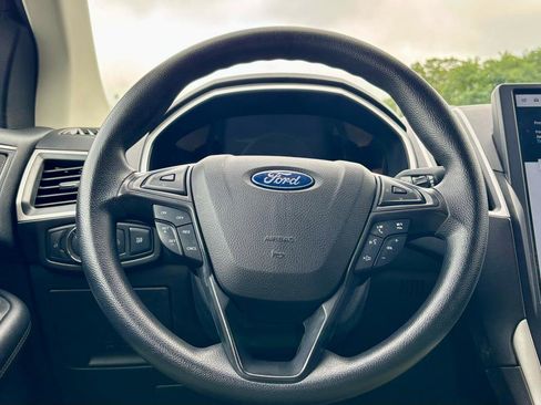 Used 2021 Ford Edge SE FWD image 20