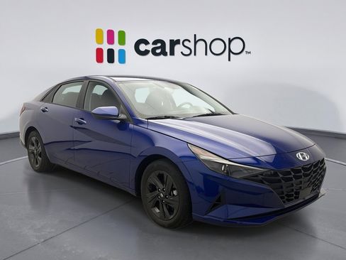 Used 2022 Hyundai Elantra SEL w/ Convenience Package image 5