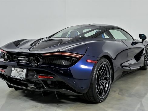 Used 2019 McLaren 720S Performance RWD image 15