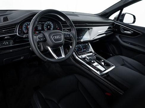 Certified 2025 Audi Q7 3.0T Premium Plus w/ Premium Plus Package image 8