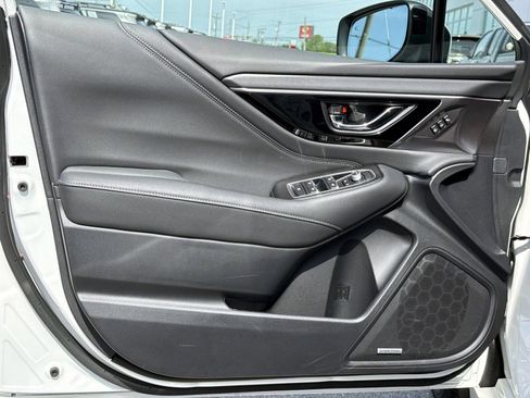 Used 2025 Subaru Legacy Limited w/ Popular Package #3 AWD/4WD image 18