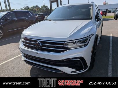 Used 2024 Volkswagen Tiguan SEL R-Line